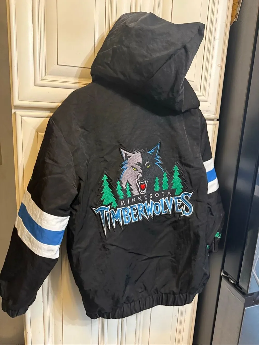Lamb Chops x Timberwolves Youth Zip Hooded Anorak Jacket Black Blue Medium NWT